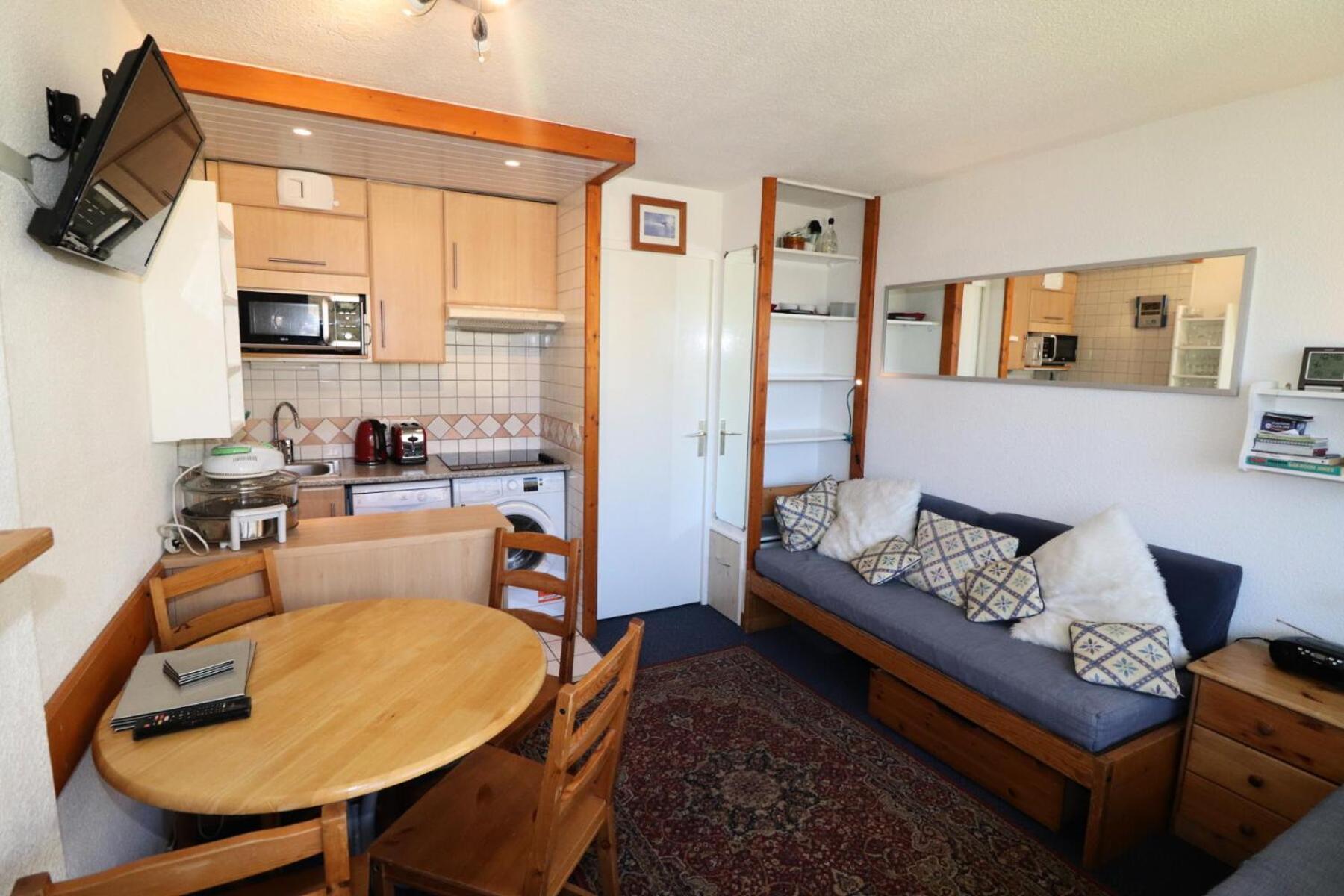 Apartment Residence Home Club - Studio Avec Vue Imprenable Retour Ski Aux Pieds Mae-3914 Tignes